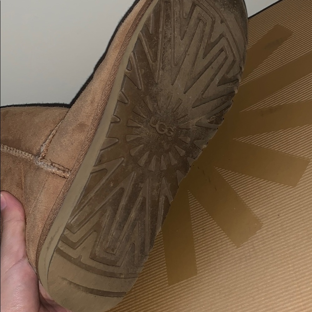 Tan mid uggs 💜 - Picture 3 of 4